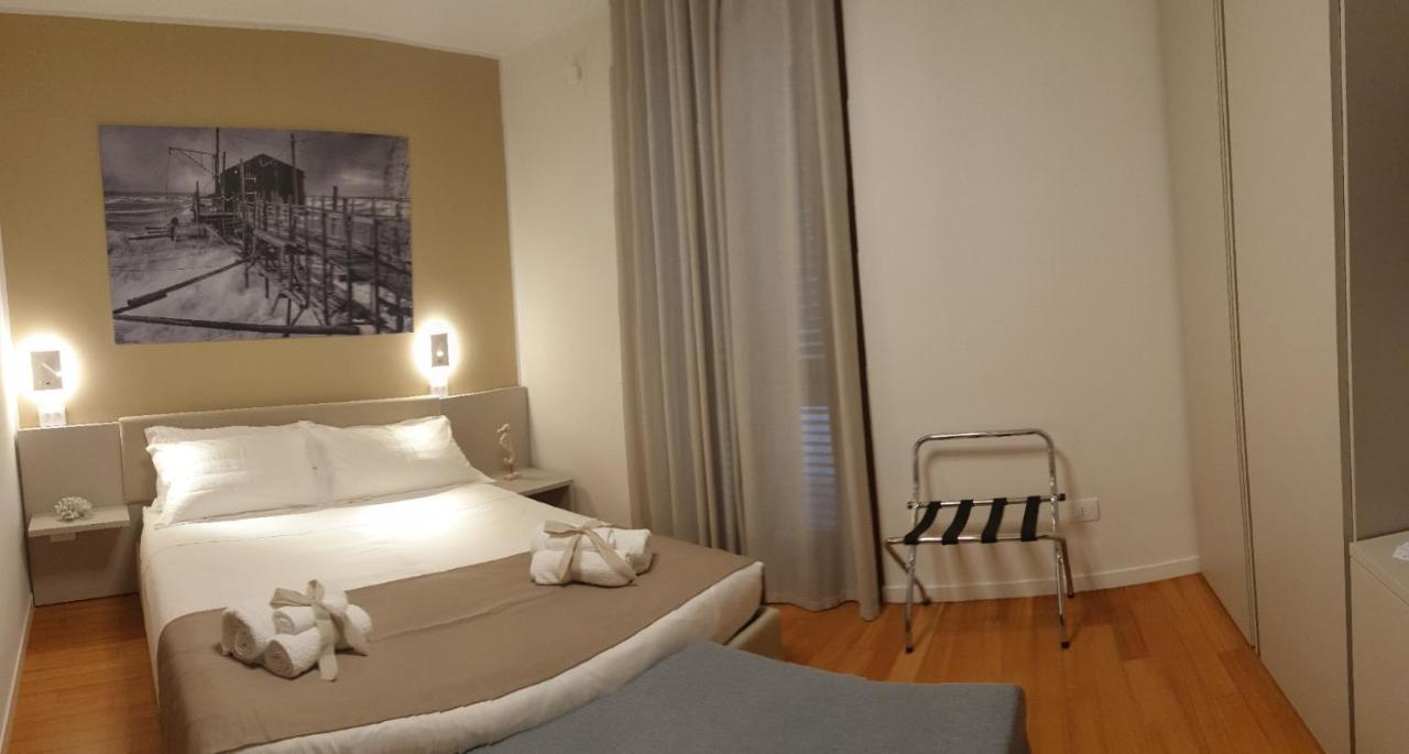Camera Matrimoniale Deluxe con 1 Letto Supplementare